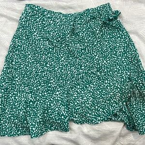 Green Ruffle tie skirt